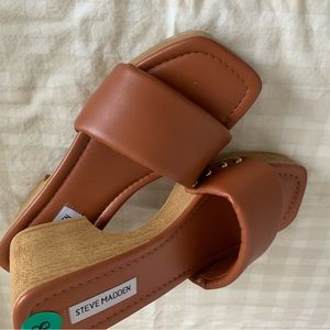 Women's Steve Madden size 8 chunk heel slide